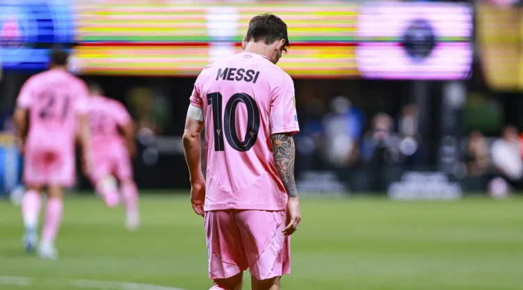 Messi es superado por Cristiano Ronaldo y Canelo Álvarez como los mejor pagados del mundo