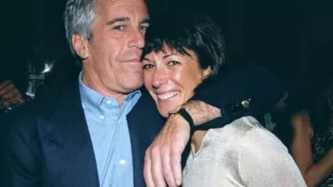 Retiran miles de documentos del caso Jeffrey Epstein; ¿cuál es la razón?