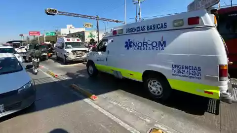 choque ambulancia calzada vallejo .jpg