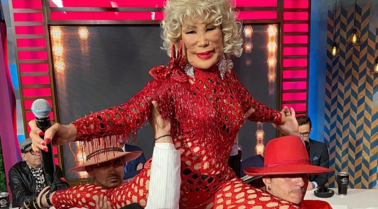 ¿Se operó? Lyn May luce irreconocible de su rostro. (FOTO)