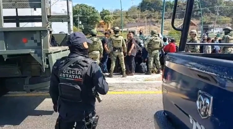 migrantes Chiapas trailer indocumentados