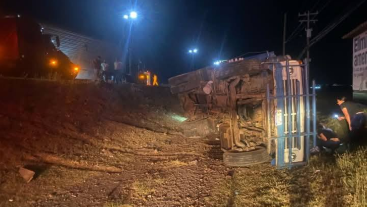 Accidente en Pénjamo-Abasolo 24 febrero 2025 un herido y tráfico tras carambola.png