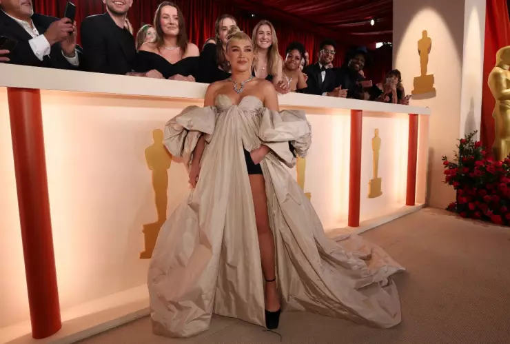 alfombra-roja-color-cambio-premios-oscar-2023