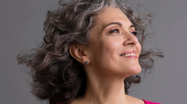 /estilo-de-vida/encrespamiento-cabello-rizado-canas