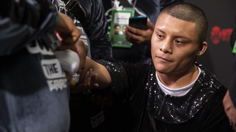 GervontabDavis contra Isaac Cruz1