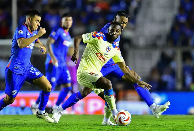 Cruz Azul vs América En Vivo: Sigue el minuto a minuto de la final de ida del Clausura 2024 