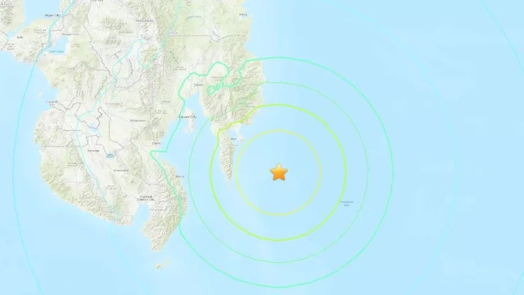 Sismo magnitud 7.2 sacude las costas de Filipinas, hay alerta de tsunami en Japón.