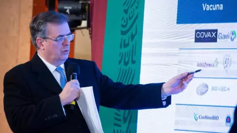 ebrard dosis vacunas.jpg