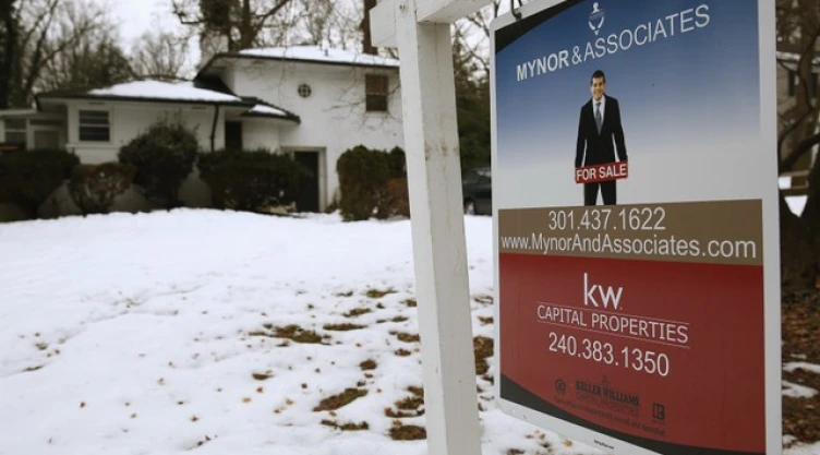 Bajan ventas de casas en Estados Unidos