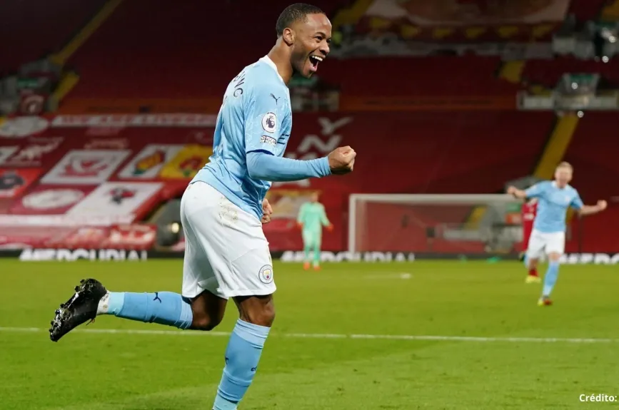 6 Joyas del futbol inglés Raheem Sterling.jpg