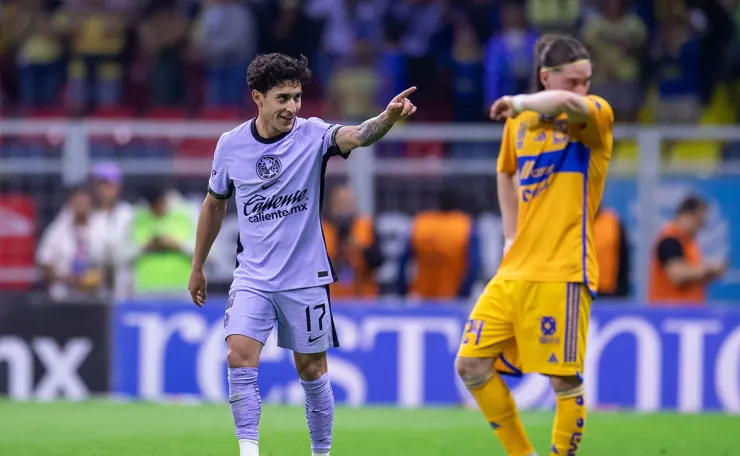 Alejandro Zendejas ante Tigres