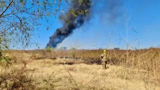 Incendio en un terreno baldío de El Ranchito, Culiacán