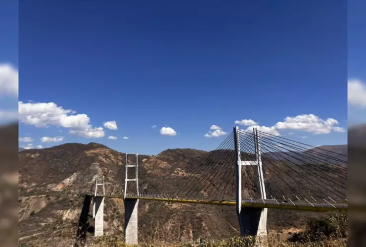 Acapulco, Autopista del Sol, Guerrero, Carretera.jpg