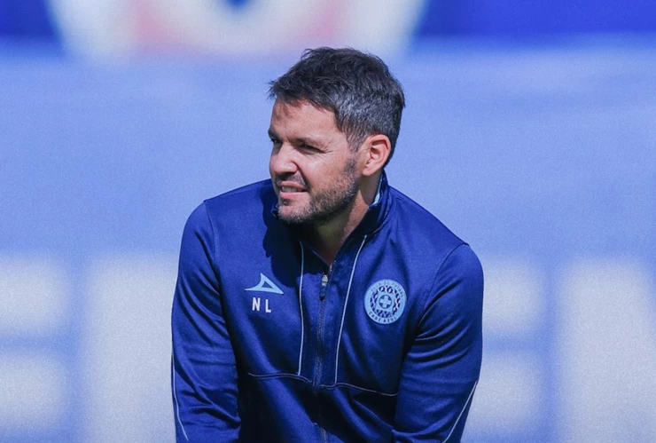 Nicolás Larcamón, DT de Cruz Azul