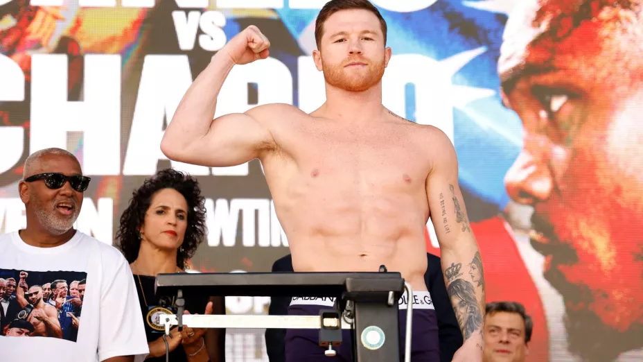 Canelo Alvarez récord.jpg