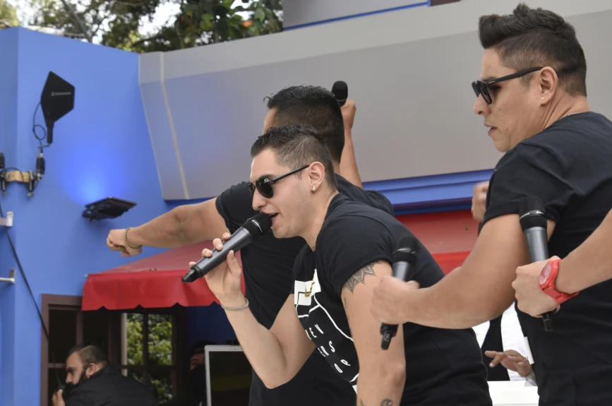 TRAFICANTES DEL MERENGUE