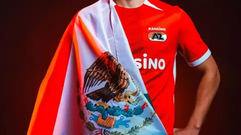 Mateo Chávez, ex futbolista de Chivas, fue recibido de gran manera en Países Bajos