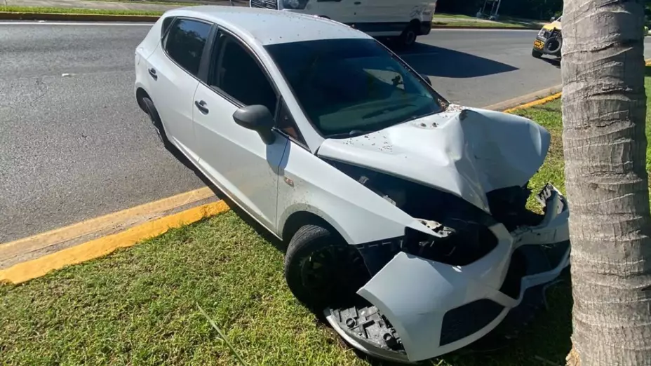 Se registra accidente vehicular en la Zona Hotelera de Cancún