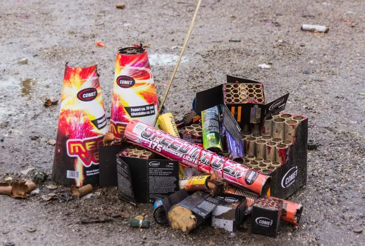 Muere una persona más en Jalisco por manejar pirotecnia