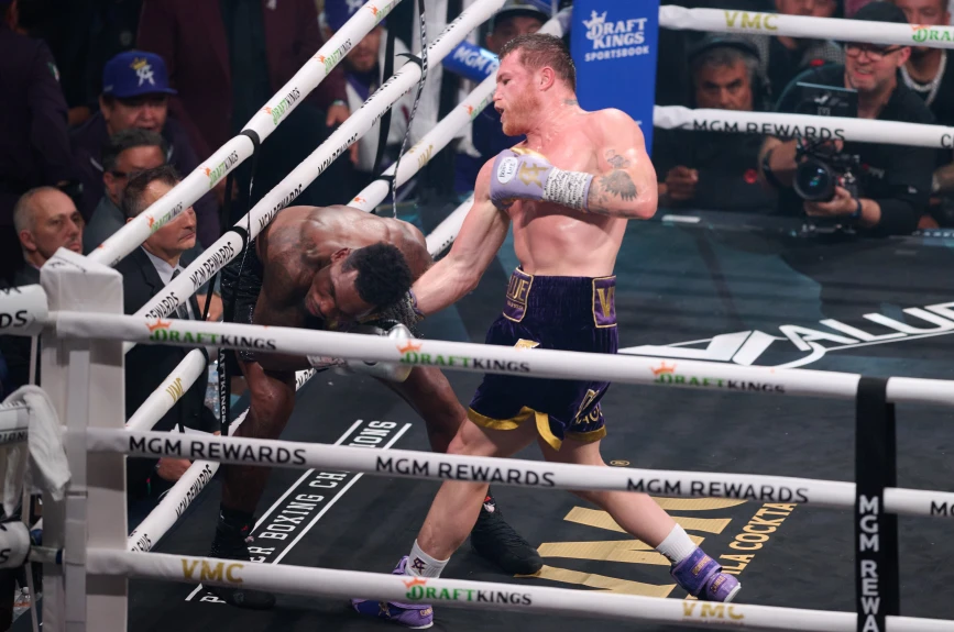 Canelo vs Charlo 9