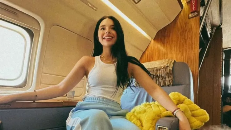 ¿Se acabó el amor? Christian Nodal y Ángela Aguilar juntos en el aeropuerto tras rumores de separación