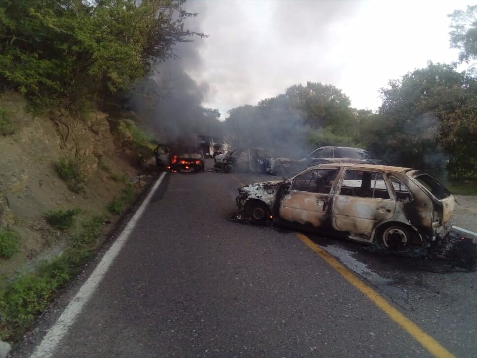 AUTOS QUEMADOS 2