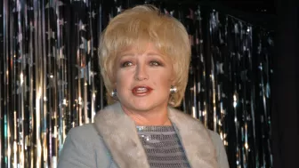 En septiembre del 2024, durante la LXVI edición de los Premios Ariel, se le otorgó el Ariel de Oro en reconocimiento a su trayectoria artística.