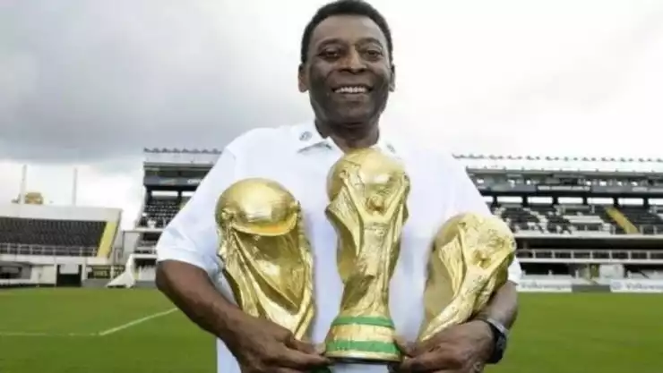 Pelé está delicado