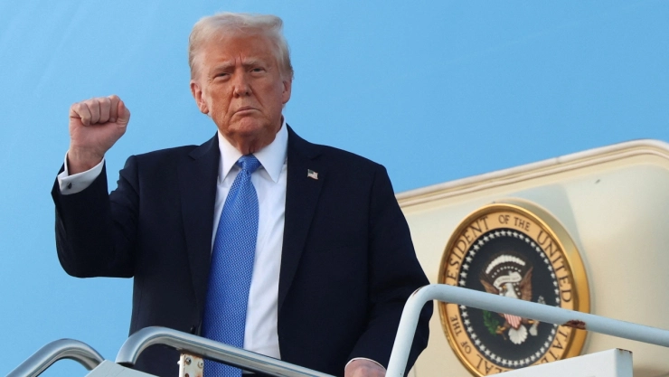 Trump hablará ante el Congreso tras semanas de decisiones polémicas. Descubre qué temas tratará y cómo ver el discurso en vivo.