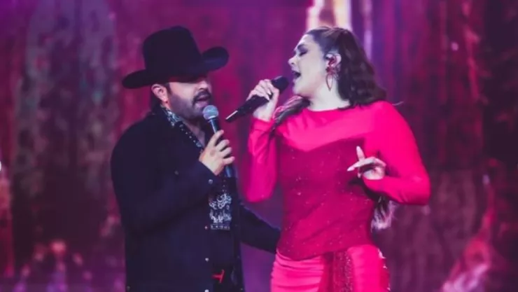 Yuridia y Eden Muñoz alcanzan el primer lugar en Billboard