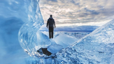 Descubren mas de mil virus zombies congelados en un glaciar