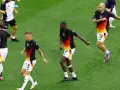 Calentamiento de Alemania para su partido en contra de Dinamarca.jpg
