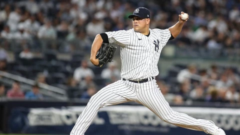 Manny Bañuelos con los Yankees de Nueva York MLB