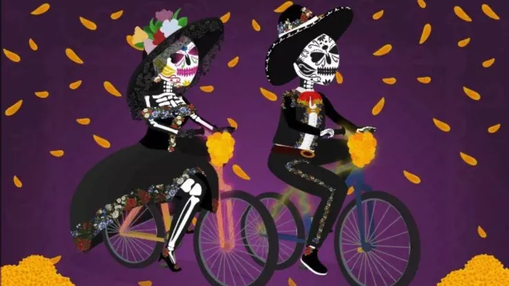 ¿A qué hora será el Paseo Nocturno en bicicleta?