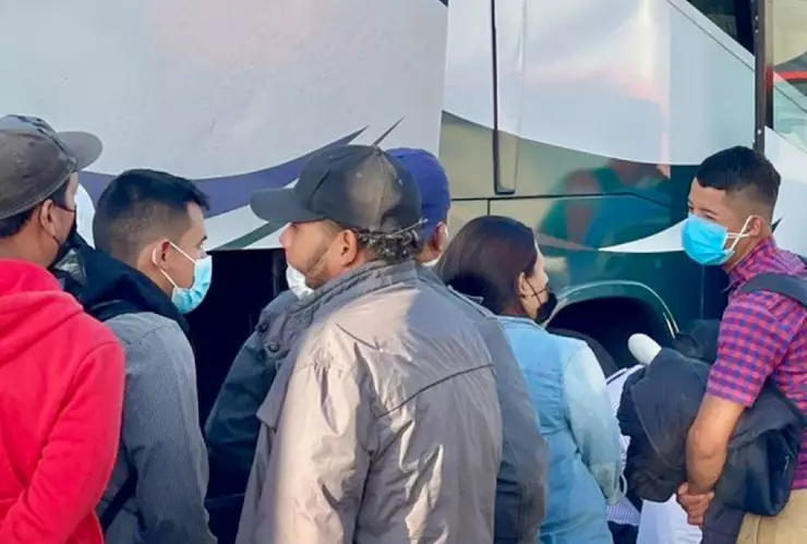 migrantes CDMX autobuses frontera