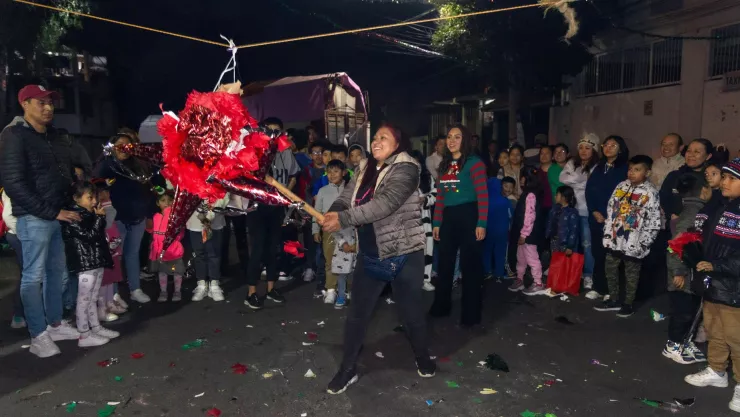 ¿Cuál es el significado de las piñatas en Navidad?.jpg