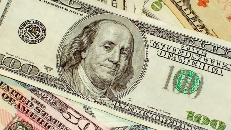 ¡Bajó! Así el dólar en Tijuana, lunes 12 de junio de 2023