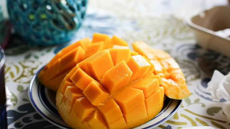 Las personas que no pueden comer mango y por qué