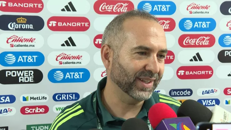 Pedro López, entrenador de la Selección Mexicana Femenil