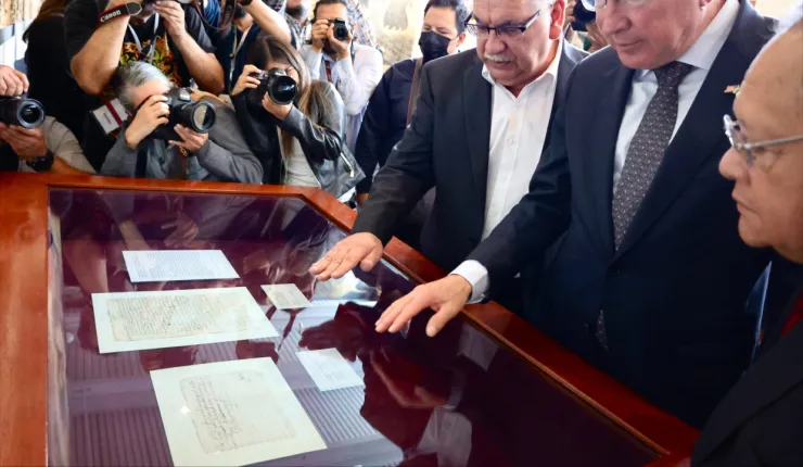 carta del siglo XVI firmada por Hernán Cortés