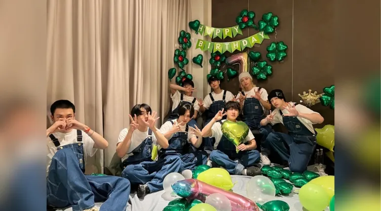 Stray Kids Fecha de estreno, canciones y detalles de Hollow