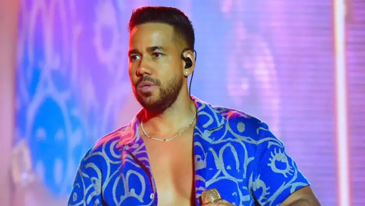 Romeo Santos.