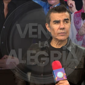 Adrián Uribe