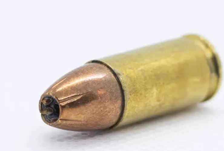 Bala perdida hiere a mujer durante festejos de Año Nuevo