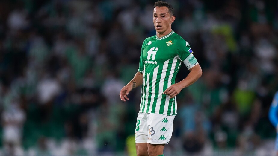 Andrés Guardado revela detalles sobre su futuro en Europa.