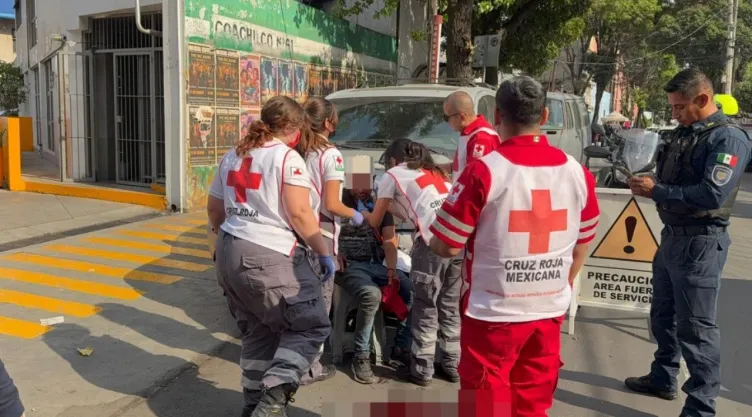 ¡Tragedia vial en Azcapotzalco! Chófer de transporte público huye tras atropellar a un hombre