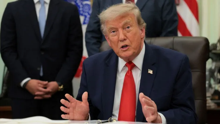 Donald Trump amenaza a Irán tras ataque a buque de gas en Egipto