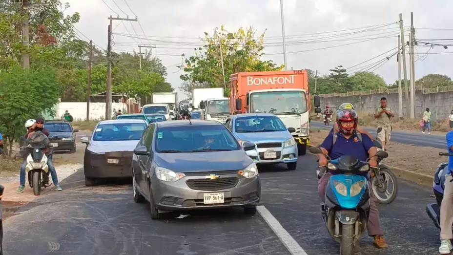 carretera veracruz-xalapa.