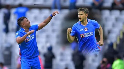 Cruz azul, Necaxa, Iván Morales, Santi Giménez