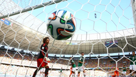 Wesley Sneijder anotaba para Holanda